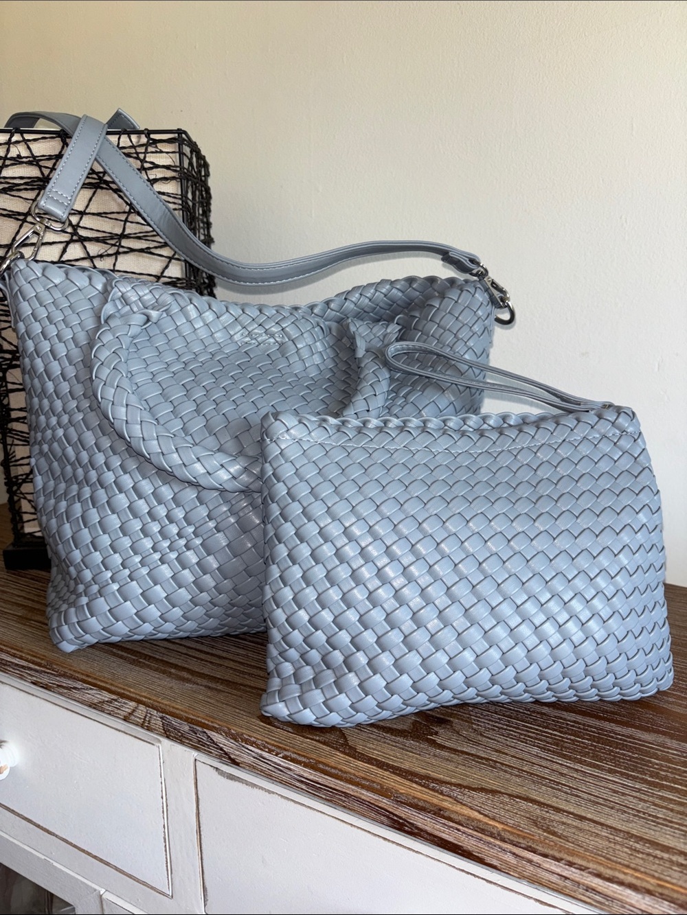 Woven Shoulder Bag Set in Light Gray - Blue Unbranded